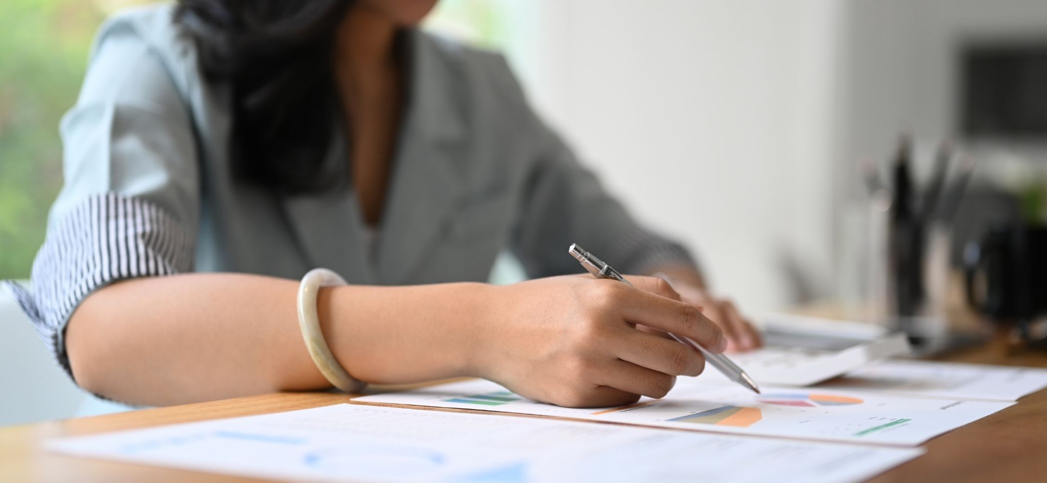 business-controller-bokslut-finansiell-uppfoljning-och-nara-affar-image